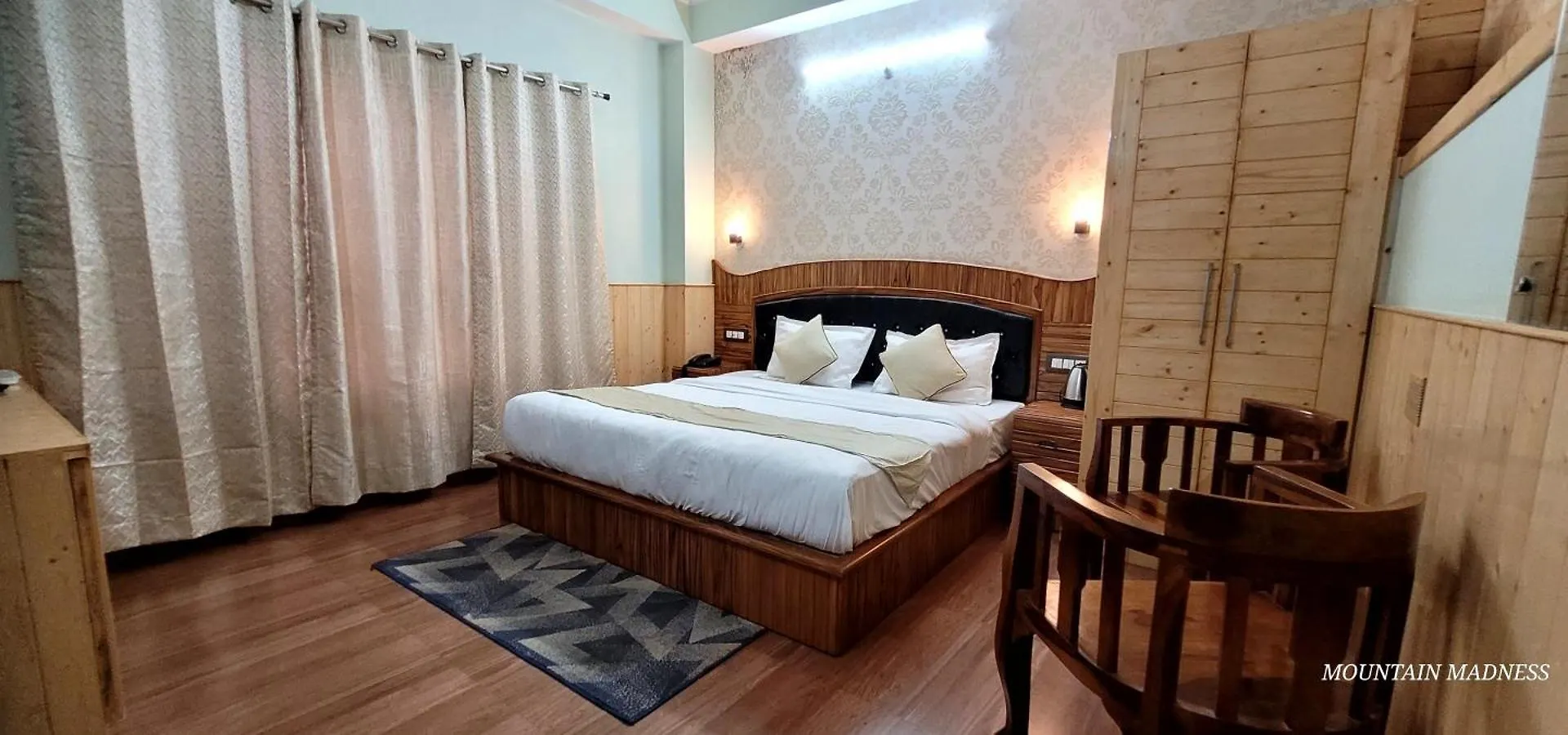 Hotel Hill View A Family Hotel Shimla India