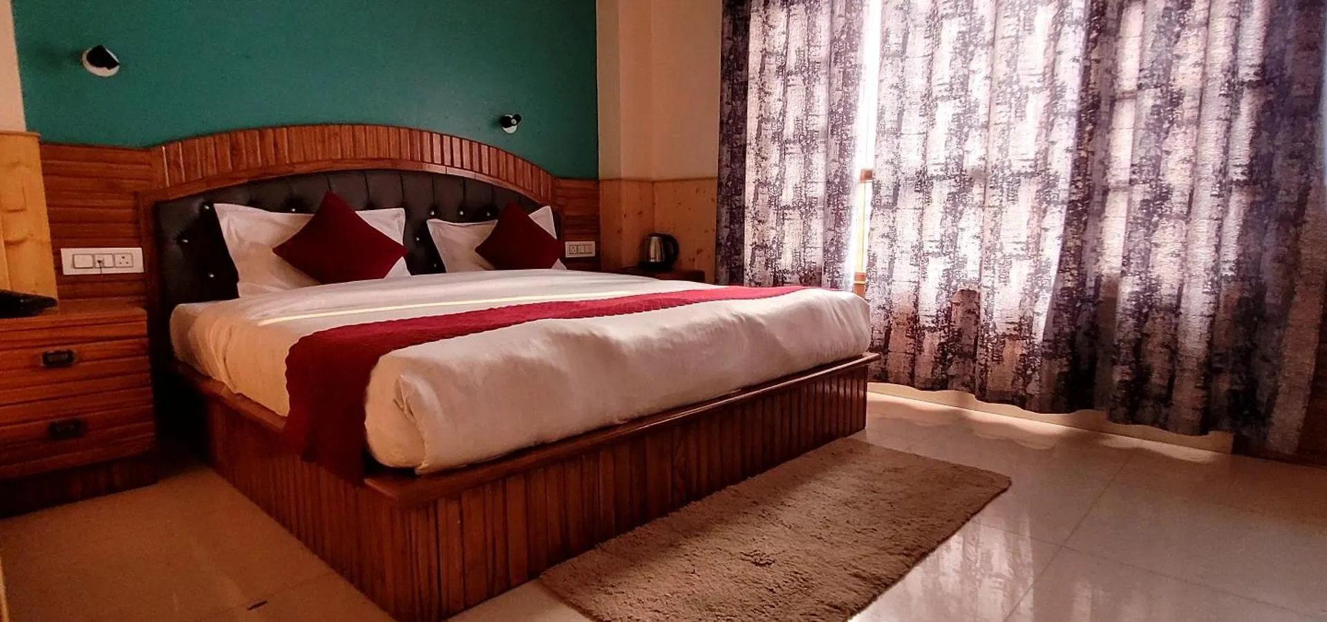 Hotel Hill View A Family Hotel Shimla 3*,  India